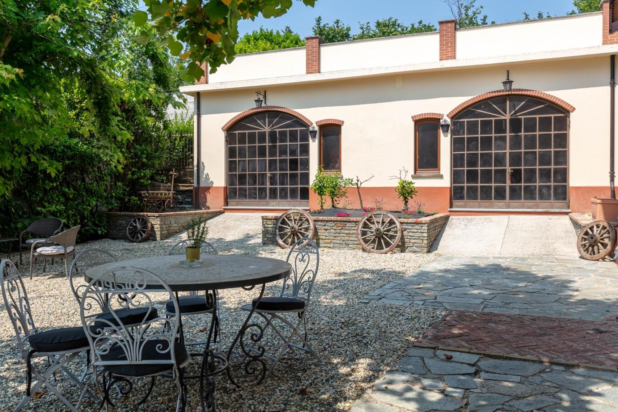 Piemonte Country House 알리아노 테르메 외부 사진